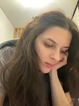 little belucci online show from 02.05.25