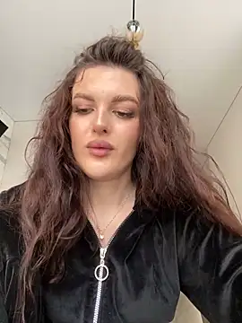 little belucci online show from 02.16.25