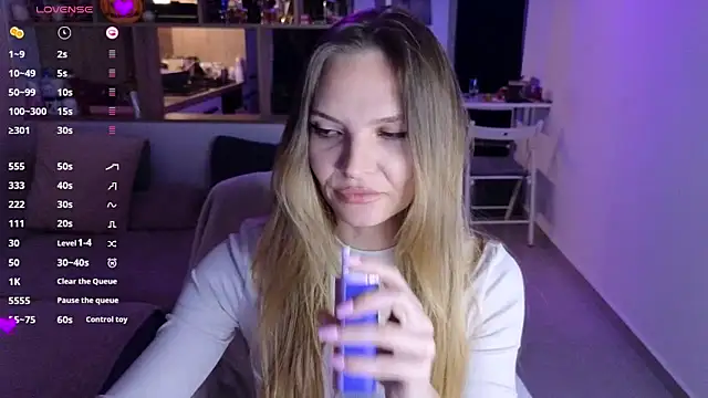  alleyesonme  online show from 11.14.25