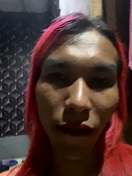 Snapshot of DirtyJudi chatting on 12.16.25 DirtyJudi online show from 12.16.25