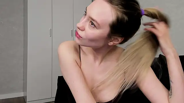 mary shiota online show from 10.29.25