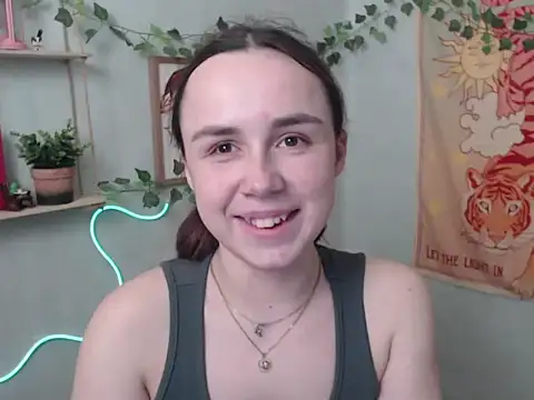 Snapshot of VeryVeryVeryShy_ chatting on 04.16.26 VeryVeryVeryShy online show from 04.16.26