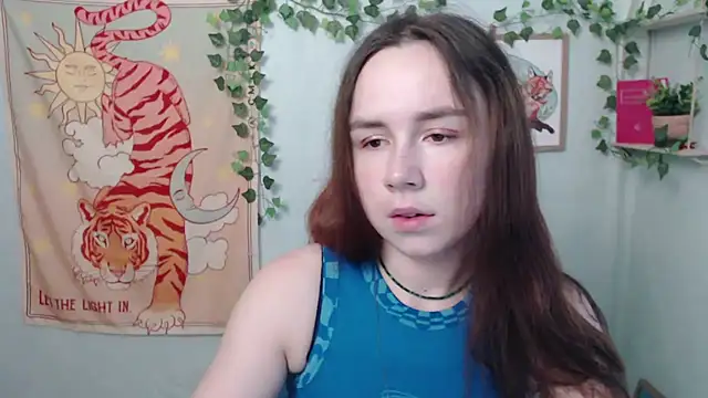 VeryVeryVeryShy  online show from 07.04.26