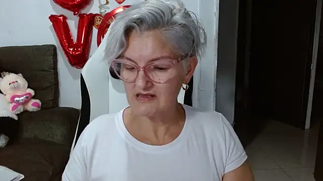 bety-cum2 online show from 02.17.26