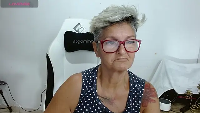 bety-cum2 online show from 06.04.26