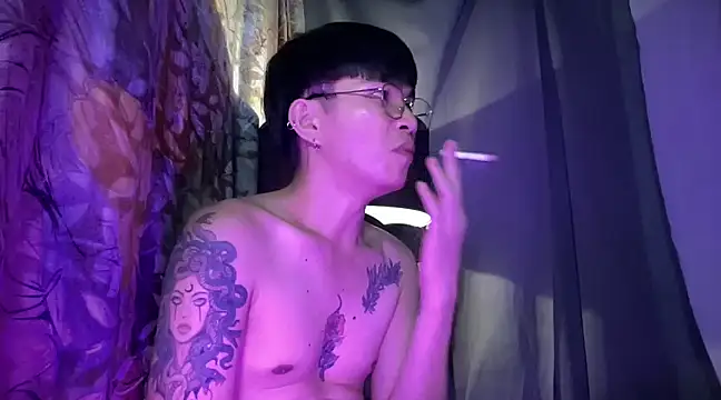 Snapshot of Sexy_Handsome_Drex chatting on 02.25.25 Sexy Handsome Drex online show from 02.25.25