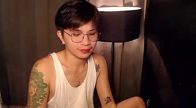 Snapshot of Sexy_Handsome_Drex chatting on 03.02.25 Sexy Handsome Drex online show from 03.02.25