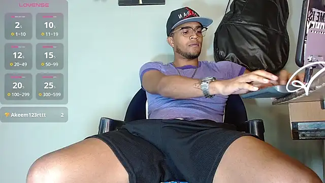 Bigcock 21cm  online show from 11.15.25