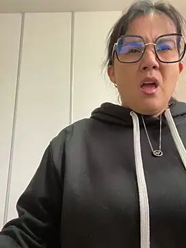 SWEETLILY18 online show from 02.07.25