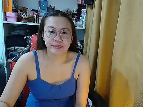 crizzybel online show from 12.17.25