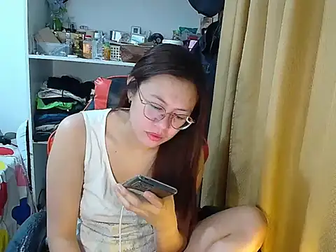 crizzybel online show from 04.13.26