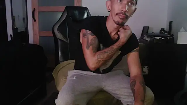 inc25cbxh online show from 10.04.25