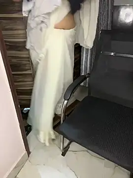 Zoya Varma004 online show from 04.10.26