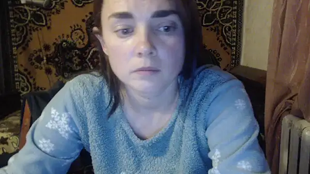 Snapshot of AlisaLaDiva chatting on 10.29.25 AlisaLaDiva online show from 10.29.25