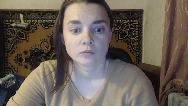 Snapshot of AlisaLaDiva chatting on 12.18.25 AlisaLaDiva online show from 12.18.25