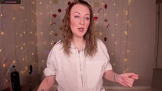 Mira Xo  online show from 12.07.24