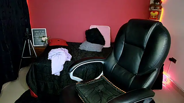 lulubigtitts1 online show from 02.27.25