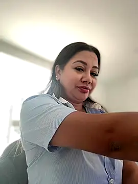 Snapshot of ValeryGrey chatting on 11.11.25 ValeryGrey online show from 11.11.25