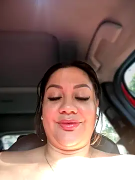 Snapshot of ValeryGrey chatting on 11.21.25 ValeryGrey online show from 11.21.25