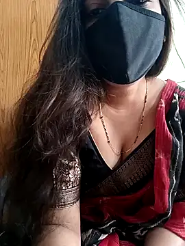 Snapshot of yoursana- chatting on 12.15.24 yoursana- online show from 12.15.24