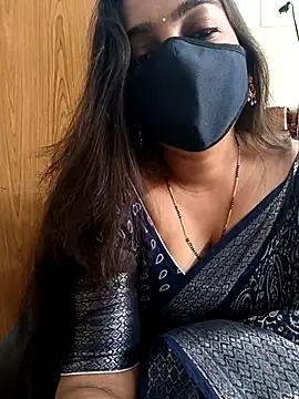 Snapshot of yoursana- chatting on 02.27.25 yoursana- online show from 02.27.25