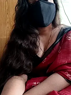 Snapshot of yoursana- chatting on 09.12.25 yoursana- online show from 09.12.25