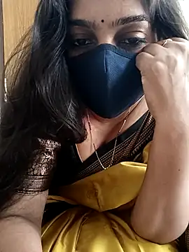 Snapshot of yoursana- chatting on 09.19.25 yoursana- online show from 09.19.25