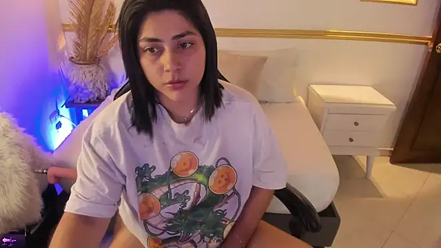 lucy26  online show from 02.21.25