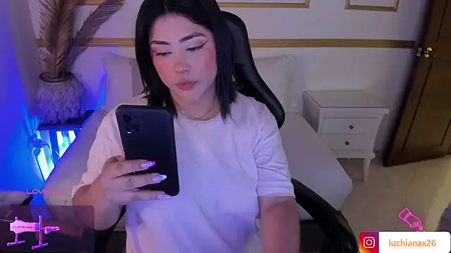 lucy26  online show from 02.26.25