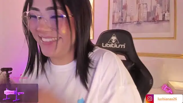 lucy26  online show from 03.20.25