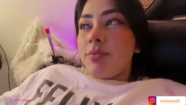 lucy26  online show from 03.23.25