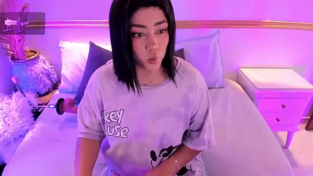 lucy26  online show from 09.14.25