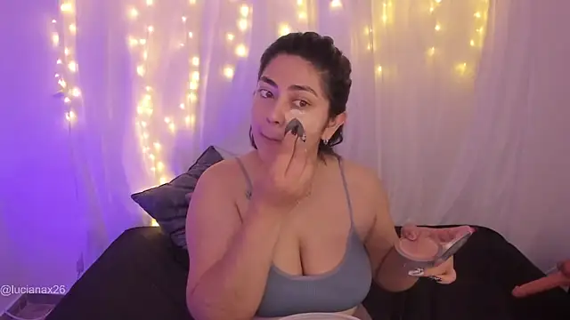 lucy26  online show from 10.01.25