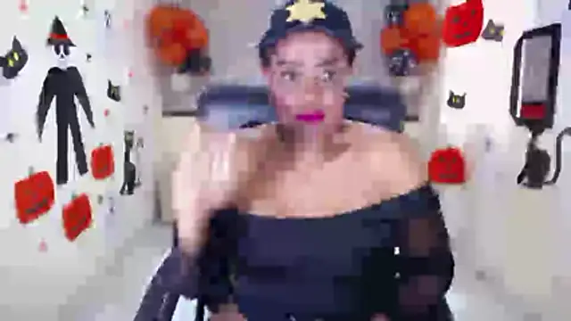 EvaFoxter online show from 10.28.25