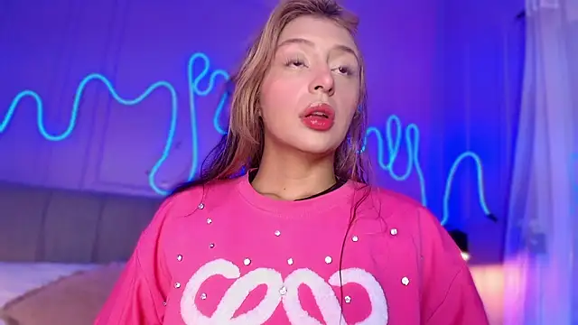 Sofly s online show from 03.19.26