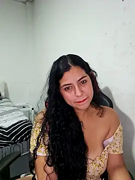 Snapshot of Mary_pinkish chatting on 02.14.26 Mary pinkish online show from 02.14.26