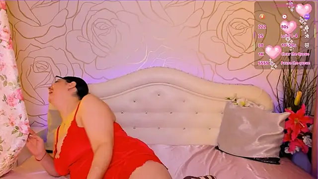 Snapshot of Elizabettalee chatting on 01.24.25 Elizabettalee online show from 01.24.25