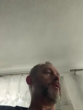 GHsveter online show from 10.28.25