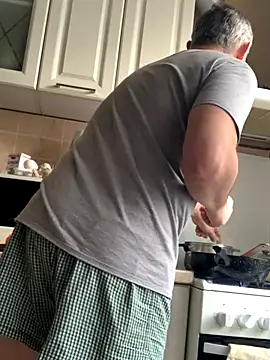 GHsveter online show from 12.18.25