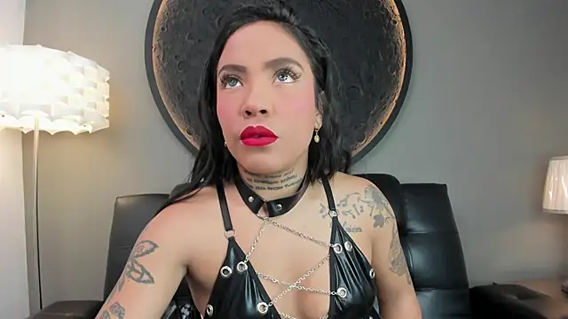 miss vaiolette online show from 02.21.25