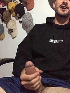 Snapshot of Cabetothepro chatting on 11.28.25 Cabetothepro online show from 11.28.25