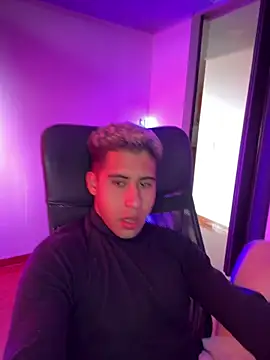 Snapshot of Daiki_Jack chatting on 12.26.24 Daiki Jack online show from 12.26.24