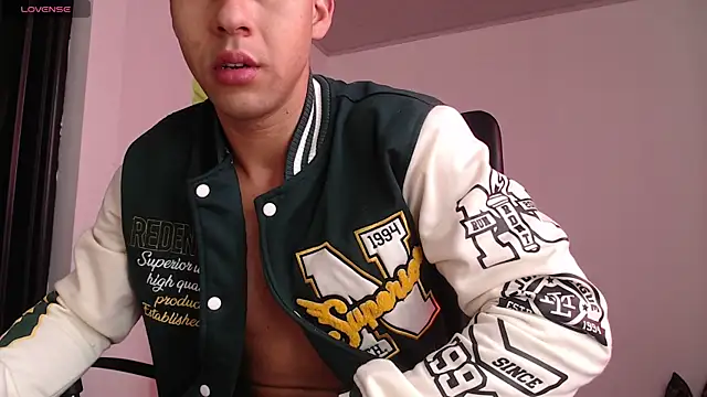 Snapshot of Daiki_Jack chatting on 01.13.25 Daiki Jack online show from 01.13.25