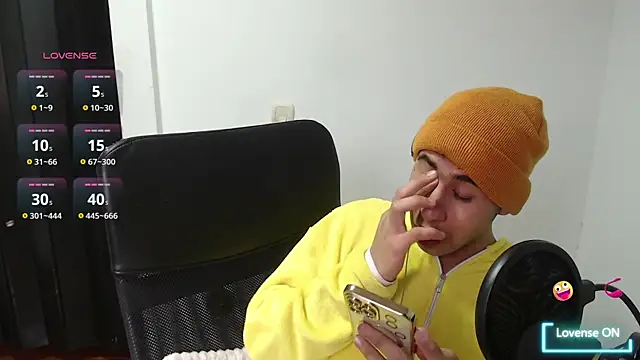 Snapshot of Daiki_Jack chatting on 02.13.25 Daiki Jack online show from 02.13.25