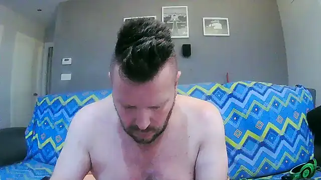 Snapshot of txan9876 chatting on 09.14.25 txan9876 online show from 09.14.25