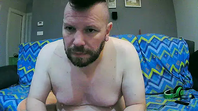 Snapshot of txan9876 chatting on 10.20.25 txan9876 online show from 10.20.25