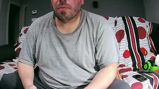 Snapshot of txan9876 chatting on 11.24.25 txan9876 online show from 11.24.25