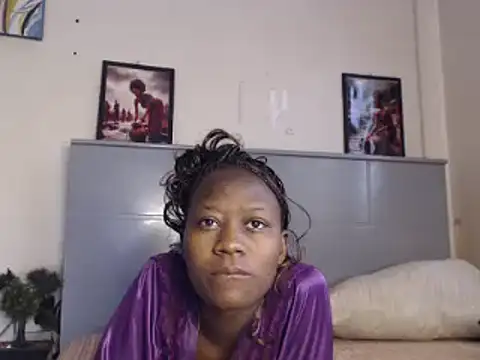 CandyLovesU2 online show from 02.16.25