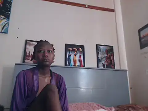 CandyLovesU2 online show from 02.20.25