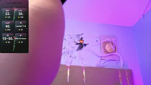 SALOME F0X  online show from 11.01.25